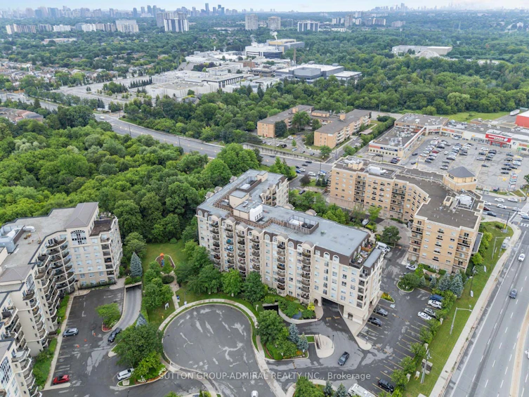 215-1 Maison Parc Court, Vaughan, ON, L4J 9K1 - 30