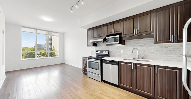 515-89 South Town Centre Boulevard, Markham, ON, L6G 0E8 - 21