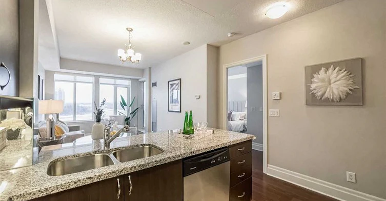 511-111 Upper Duke Crescent, Markham, ON, L6G 0C8 - 7