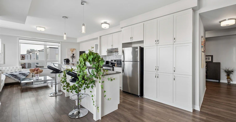 605-58 Adam Sellers Street, Markham, ON, L6B 1P5 - 4