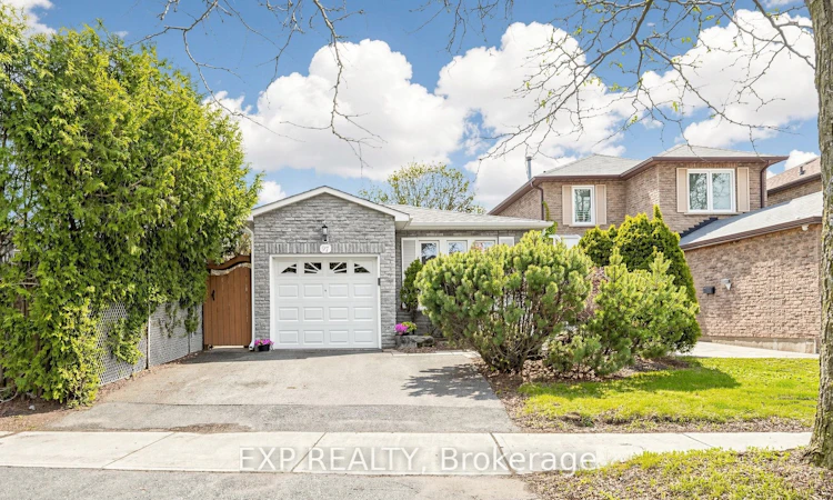 97 Mercer Crescent