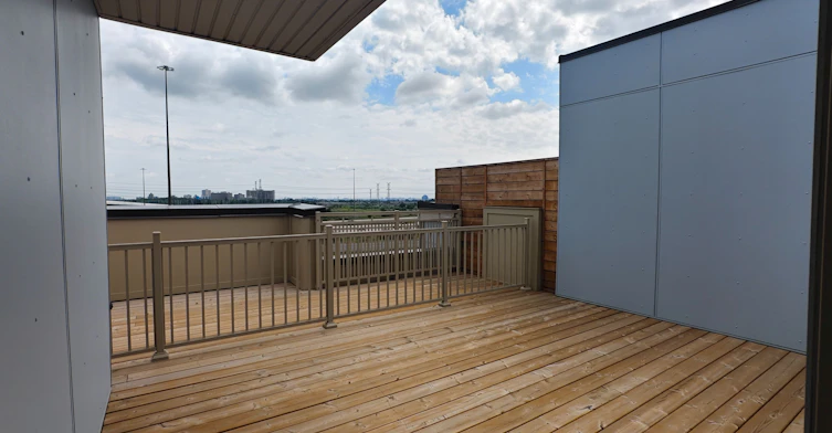 318-130 Honeycrisp Crescent, Vaughan, ON, L4K 0N7 - 12