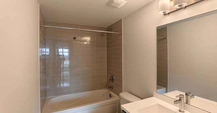 318-130 Honeycrisp Crescent, Vaughan, ON, L4K 0N7 - 9