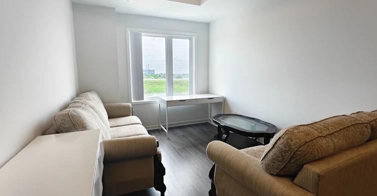 318-130 Honeycrisp Crescent, Vaughan, ON, L4K 0N7 - 5