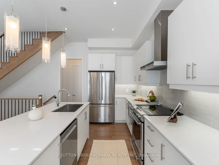 2 Lois Torrance Trail, Uxbridge, ON, L9P 0R9 - 8