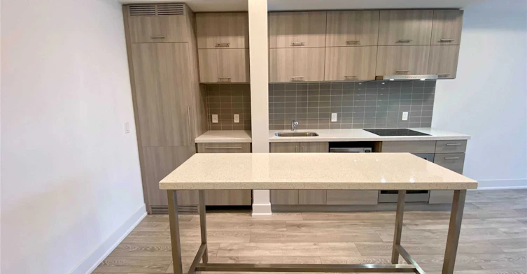 807-180 Enterprise Boulevard, Markham, ON, L6G 0G4 - 2