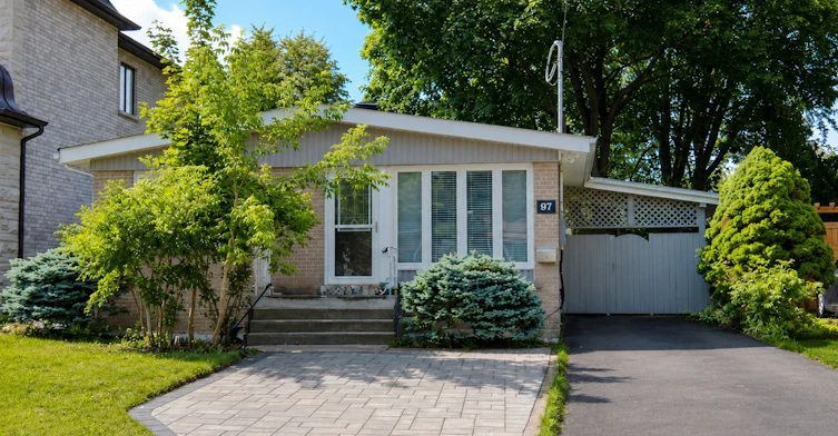 Main Fl-97 Cartier Crescent, Richmond Hill, ON, L4C 2N3