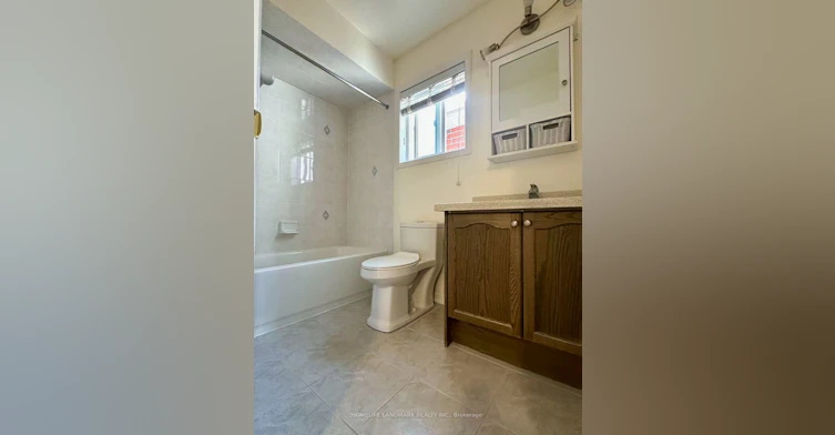 56 Briarcrest Drive, Markham, ON, L6C 3E7 - 9