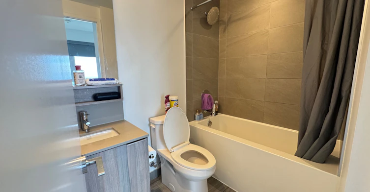 6003-950 Portage Parkway, Vaughan, ON, L4K 0J7 - 14