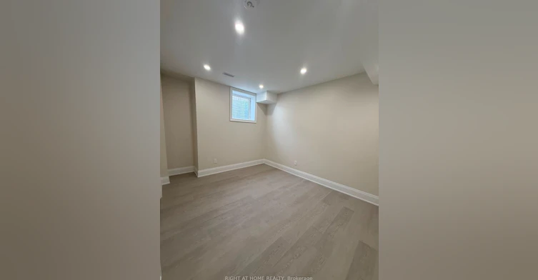B-2 Chesney Crescent, Vaughan, ON, L4H 4A7 - 9