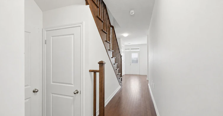 55 Holyrood Crescent, Vaughan, ON, L4H 5G2 - 4