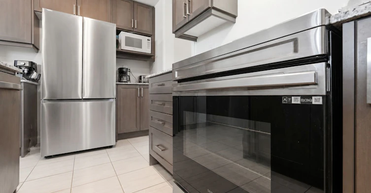 55 Holyrood Crescent, Vaughan, ON, L4H 5G2 - 12