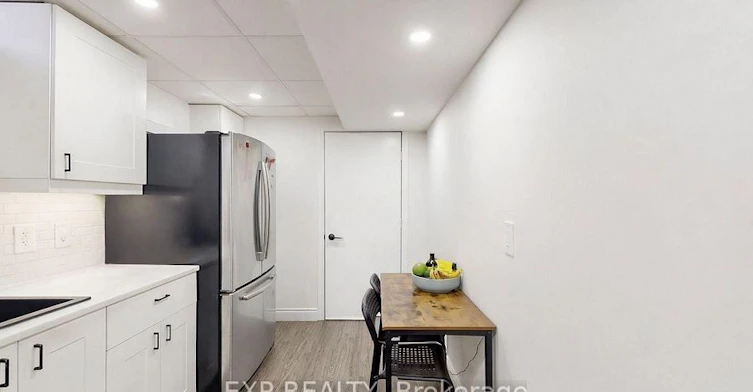 11 Martina Crescent, Vaughan, ON, L4H 3B6 - 7