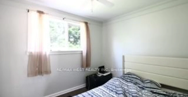 Main Floor-13 Webster Drive, Aurora, ON, L4G 2A4 - 6