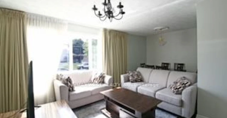 Main Floor-13 Webster Drive, Aurora, ON, L4G 2A4
