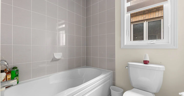 2 Heather Fullerton Road, Georgina, ON, L0E 1R0 - 49
