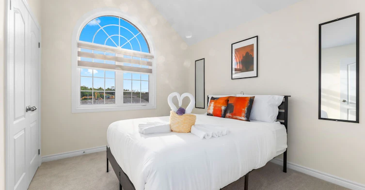 2 Heather Fullerton Road, Georgina, ON, L0E 1R0 - 35