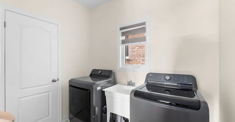2 Heather Fullerton Road, Georgina, ON, L0E 1R0 - 8