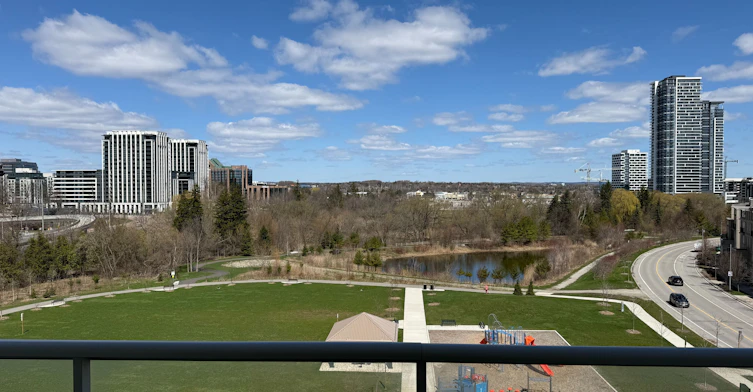 601-18 Rouge Valley Drive W, Markham, ON, L6G 0H1 - 17