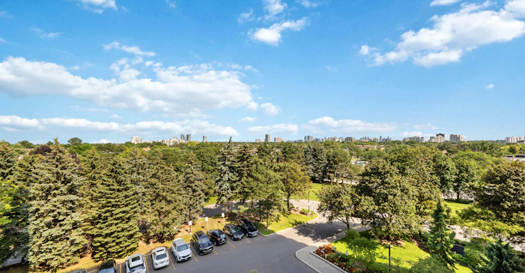 608-7440 Bathurst Street, Vaughan, ON, L4J 7K8 - 30