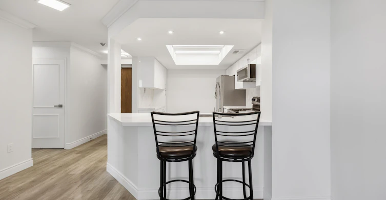 608-7440 Bathurst Street, Vaughan, ON, L4J 7K8 - 7