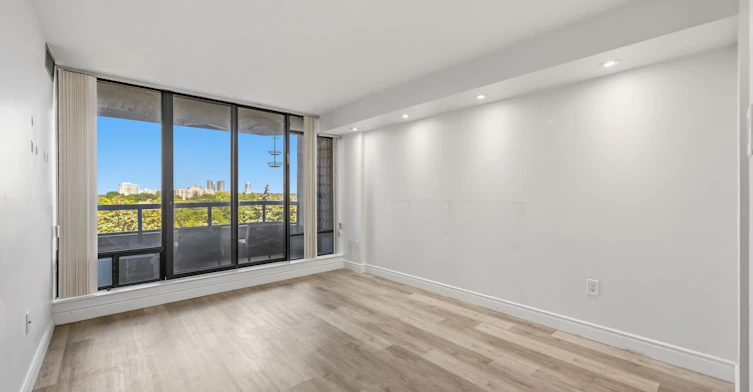 608-7440 Bathurst Street, Vaughan, ON, L4J 7K8 - 23