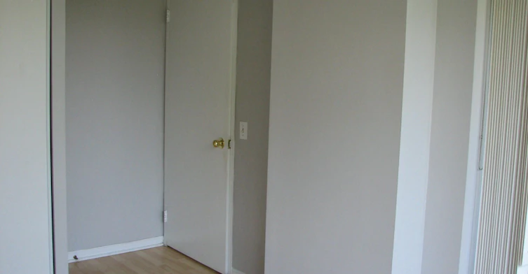 306-81 Townsgate Drive, Vaughan, ON, L4J 8E6 - 6