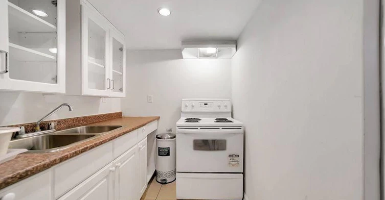 2 Bed Basement-28 Hartwell Way, Aurora, ON, L4G 7X7 - 14