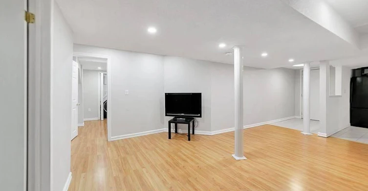 2 Bed Basement-28 Hartwell Way, Aurora, ON, L4G 7X7 - 9