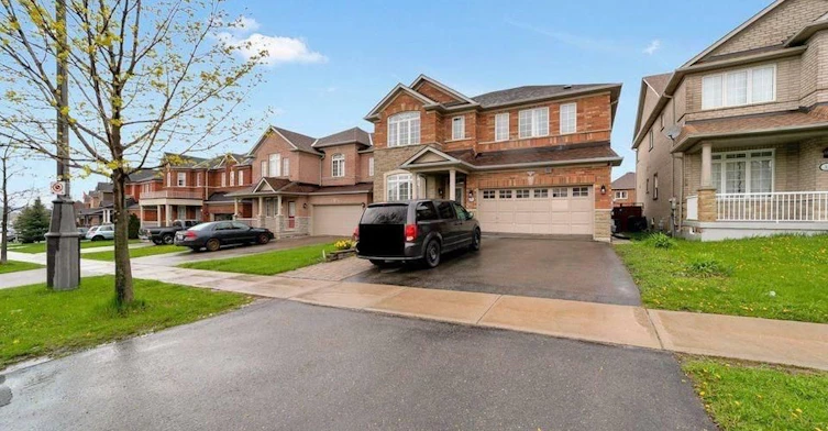 2 Bed Basement-28 Hartwell Way, Aurora, ON, L4G 7X7