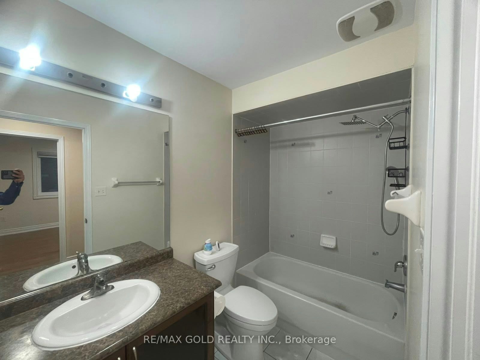 20 Kincaid Lane, Markham, ON, L3S 0B8 - 41