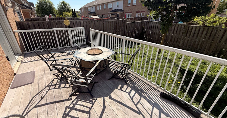 (Main & 2nd floor)-211 Chilcott Crescent, Newmarket, ON, L3X 3G6 - 28