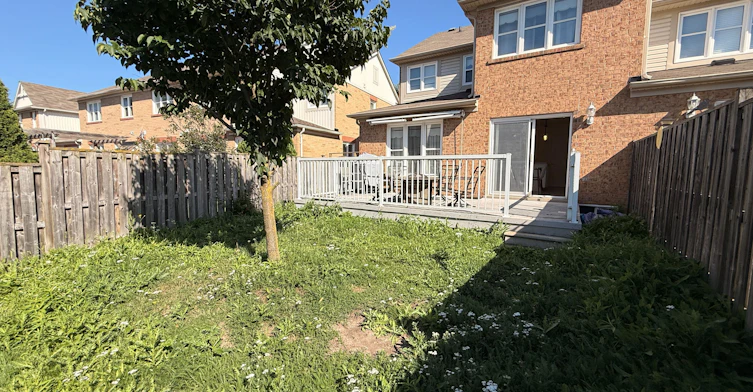 (Main & 2nd floor)-211 Chilcott Crescent, Newmarket, ON, L3X 3G6 - 25