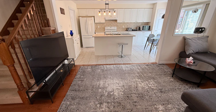 (Main & 2nd floor)-211 Chilcott Crescent, Newmarket, ON, L3X 3G6 - 6