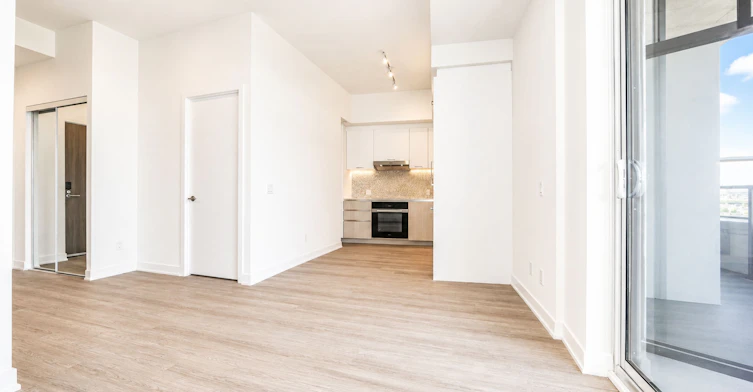 627-8188 Yonge Street, Vaughan, ON, L4J 0M2 - 12
