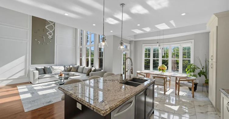 9 William Bowes Boulevard, Vaughan, ON, L6A 4B1 - 2
