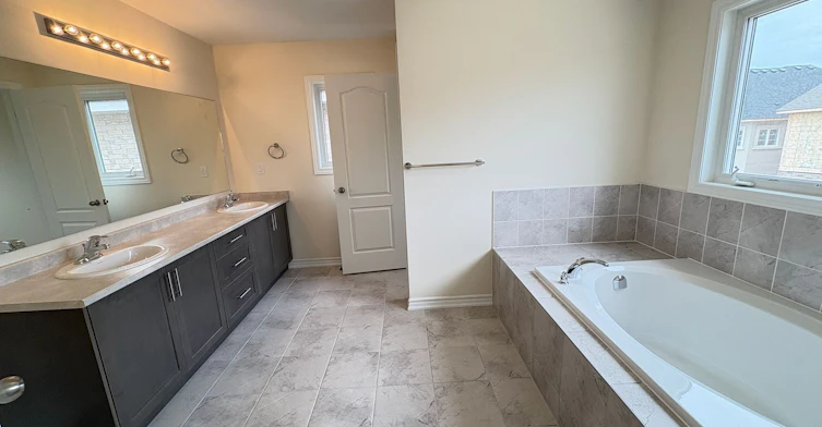 6 Heather Fullerton Road, Georgina, ON, L0E 1R0 - 18