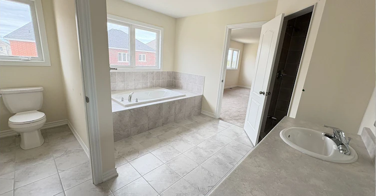 6 Heather Fullerton Road, Georgina, ON, L0E 1R0 - 6