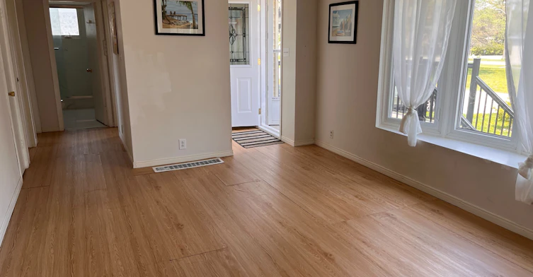 5 Bowers Road, East Gwillimbury, ON, L9N 1J2 - 2