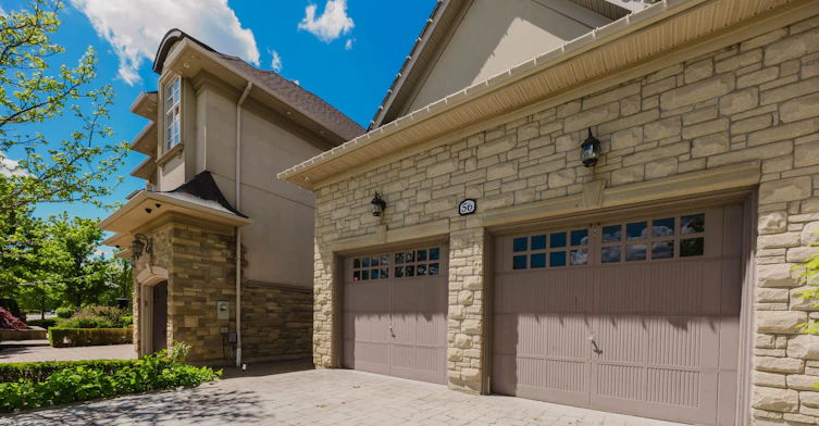 Full-56 Park Ridge Drive, Vaughan, ON, L0J 1C0 - 2