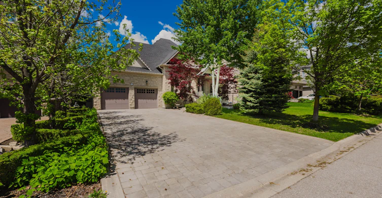 Upper-56 Park Ridge Drive, Vaughan, ON, L0J 1C0