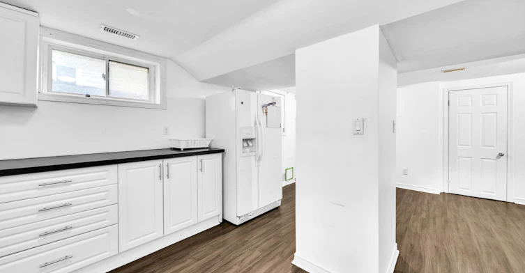 Basement-43 Parkside Drive, Newmarket, ON, L3Y 4R7 - 7