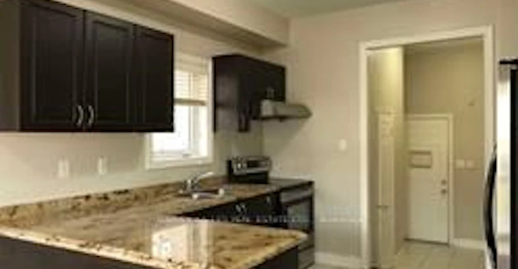 218 Helen Avenue, Markham, ON, L3R 1J8 - 7