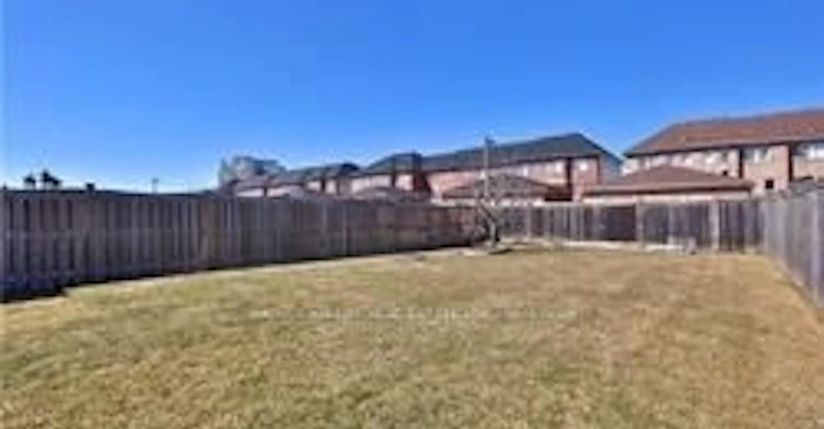 218 Helen Avenue, Markham, ON, L3R 1J8 - 3