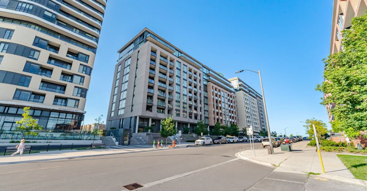 714-100 Eagle Rock Way, Vaughan, ON, L6A 5B9 - 34