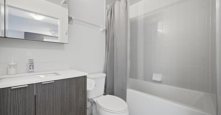 714-100 Eagle Rock Way, Vaughan, ON, L6A 5B9 - 19
