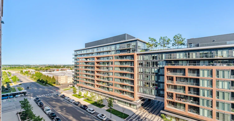 714-100 Eagle Rock Way, Vaughan, ON, L6A 5B9 - 23