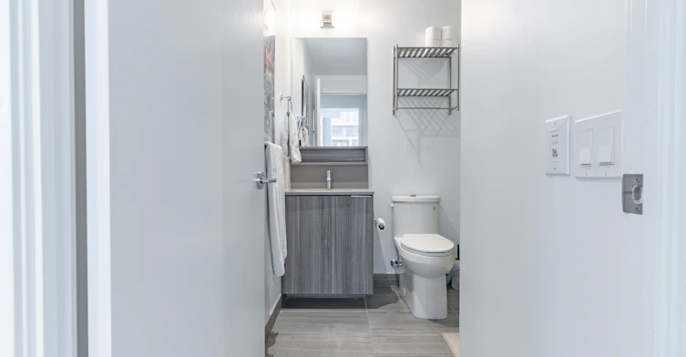 5903-898 Portage Parkway, Vaughan, ON, L4L 0J6 - 9