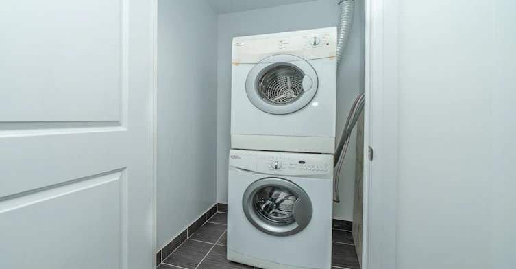 318-7900 Bathurst Street, Vaughan, ON, L4J 0J9 - 17