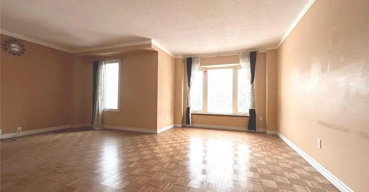 26 Joanna Crescent, Vaughan, ON, L4J 5E7 - 5